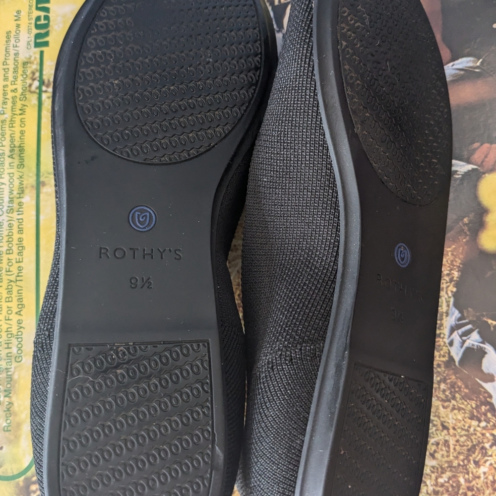Rothy's Black Flat Loafer size 9.5